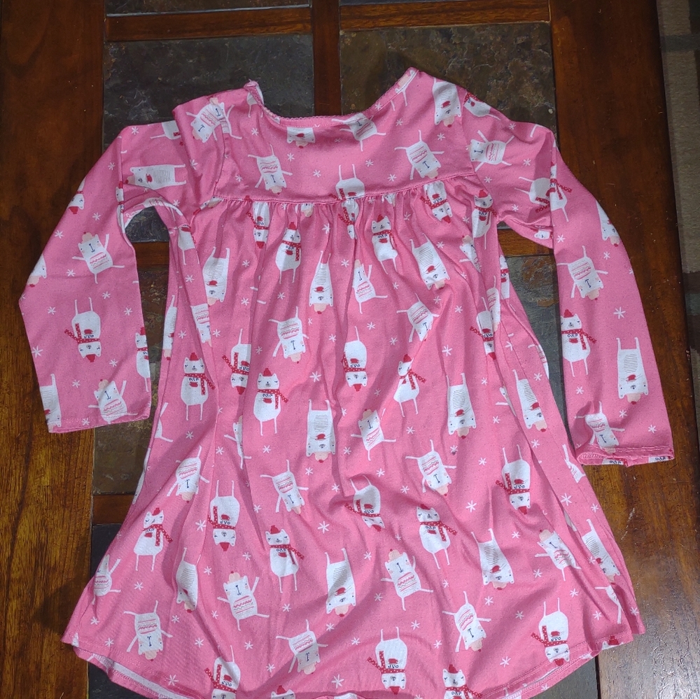 Girls nightgown